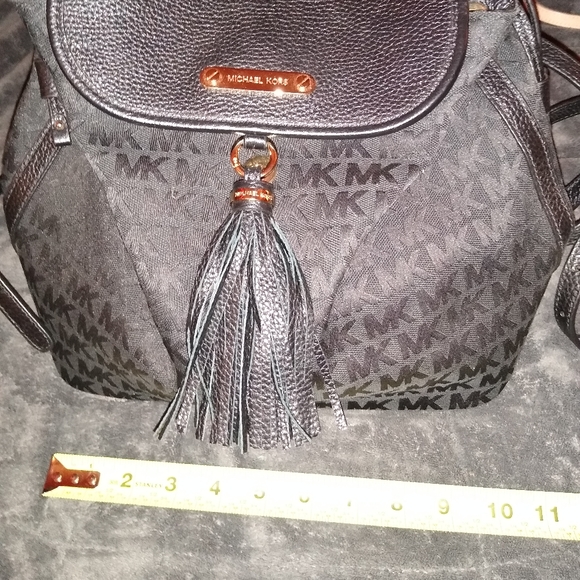 Backpack - Picture 1 of 4